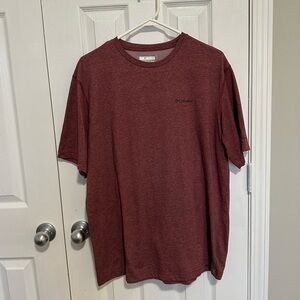 Columbia Men's Burgundy Short Sleeve Tee